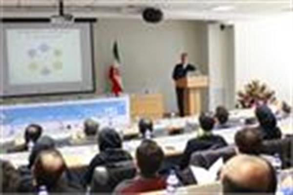 مهندس جهانگرد در همایش ارتقا کیفیت خدمات فناوری اطلاعات: لزوم تغییر پارادایم توسعه کشور به سمت فناوری اطلاعات و ارتباطات