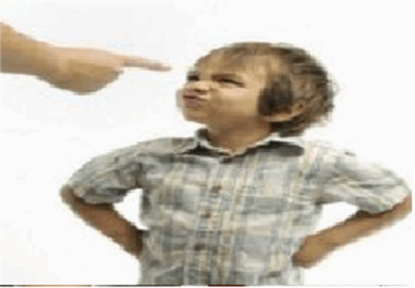 تفاوت افکار والدین و نوجوانان در خانواده ناشی از نقص آگاهی است.